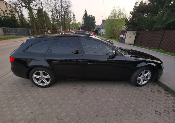 Audi A4 cena 39000 przebieg: 281000, rok produkcji 2012 z Kobyłka małe 277
